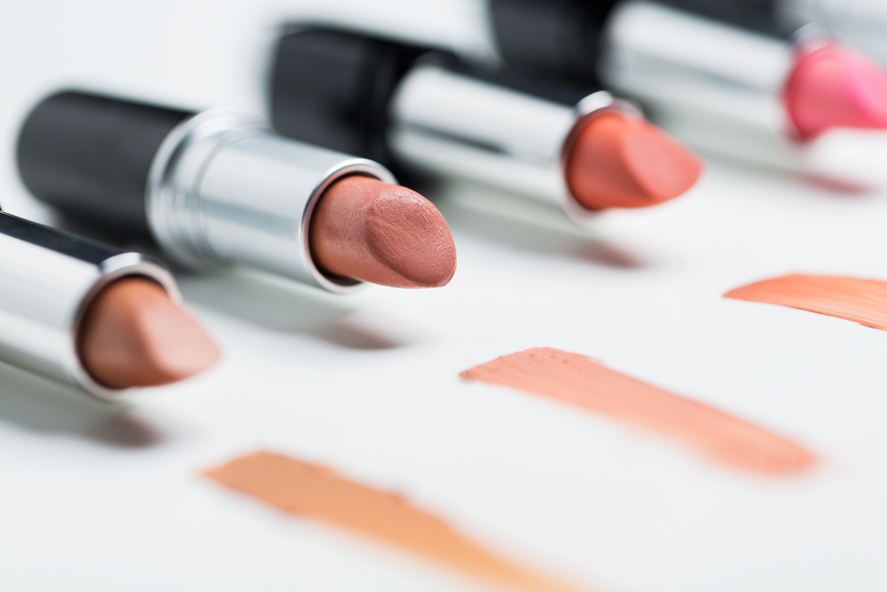 Rouge%20%c3%a0%20l%c3%a8vre%20maquillage%20soin%20beaut%c3%a9